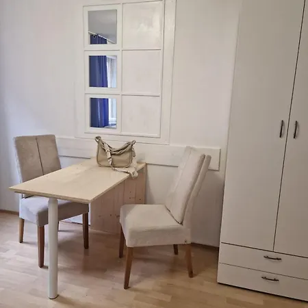 Im Zentrum Von Villingen-schwarzwald, Nahe Bahn-bus Apartmán *