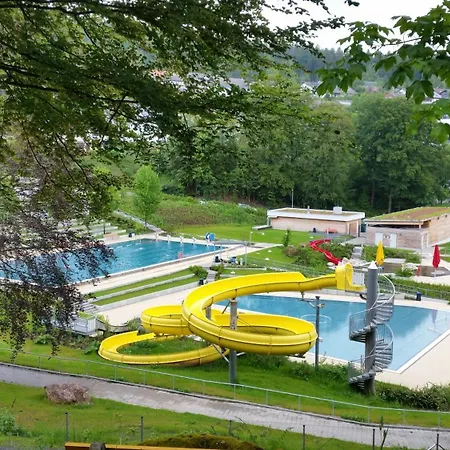 Im Zentrum Von Villingen-schwarzwald, Nahe Bahn-bus Apartmán