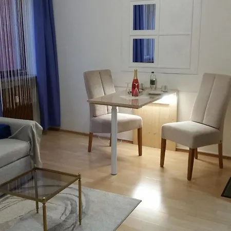 Im Zentrum Von Villingen-schwarzwald, Nahe Bahn-bus *