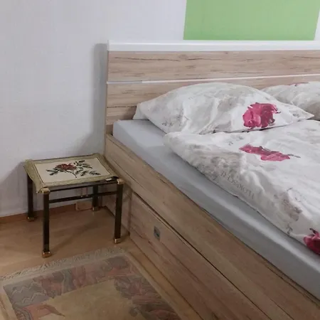 Im Zentrum Von Villingen-schwarzwald, Nahe Bahn-bus Apartmán *