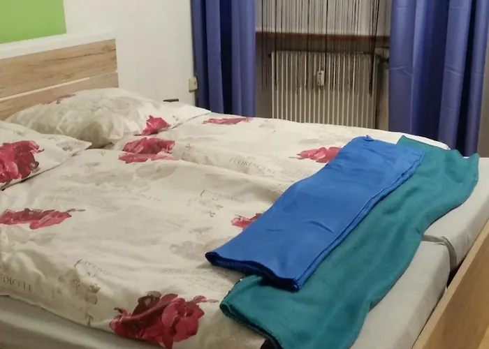 Im Zentrum Von Villingen-schwarzwald, Nahe Bahn-bus Lägenhet *